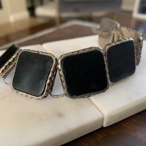 Black Lucite and Solver-tone Bracelet - Picture 4 of 4